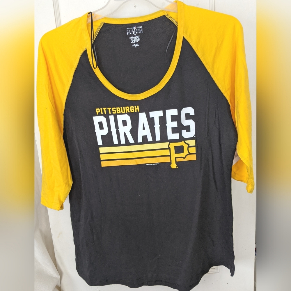 MLB Genuine Merchandise by Campus Lifestyle Pittsburgh Pirates Raglan Tee